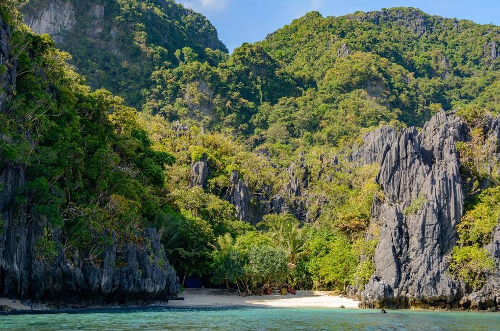 DOT celebrates Hidden Beach, Palawan’s inclusion in CNT’s Best Beaches in the World